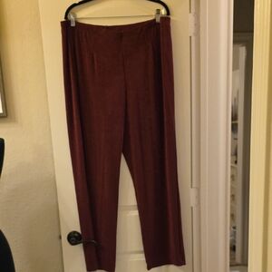 Chico's Travelers Deep Chianti No Tummy Pant